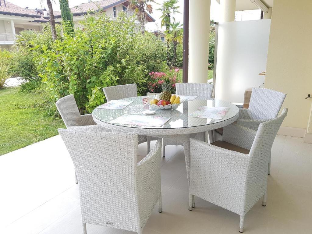 De Luxe Apartments Eden 시르미오네 외부 사진